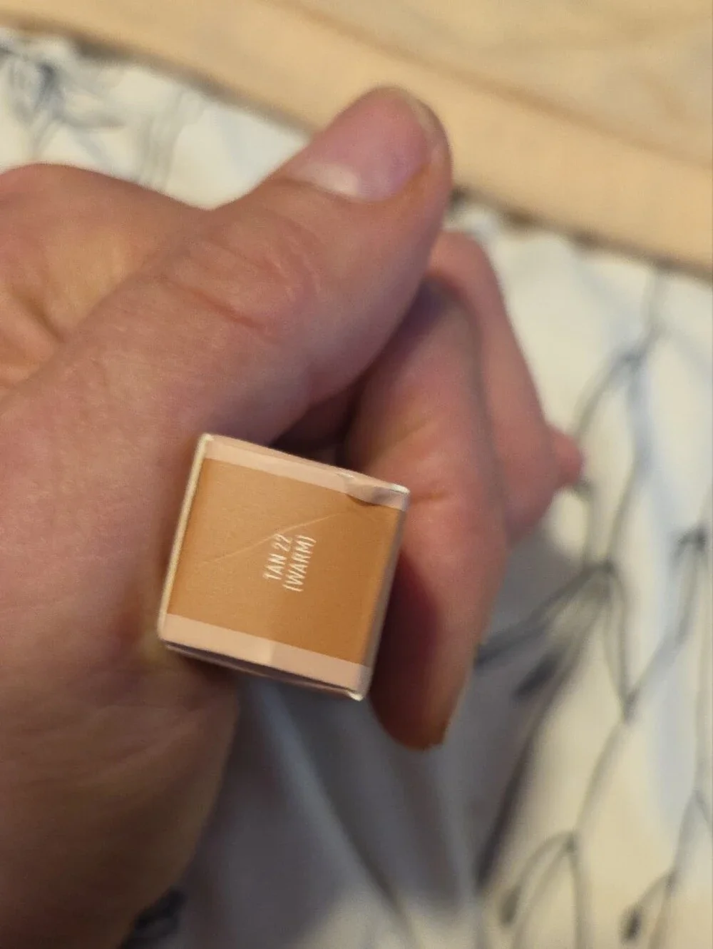 Morphe Filter Effect Soft Radiance Concealer Tan 22 Warm